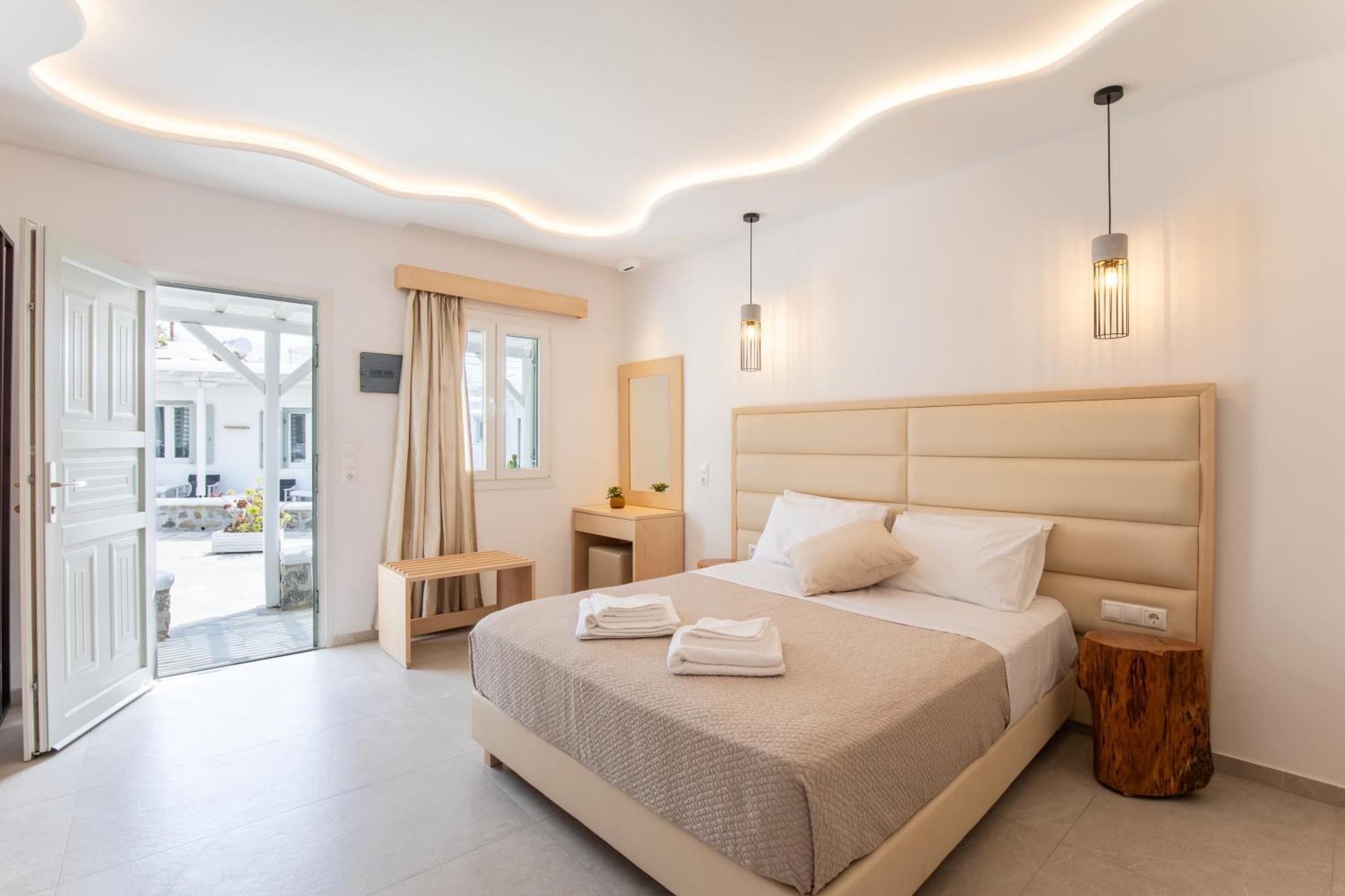 Agia Anna Beachfront Boutique Paraga  Exterior photo