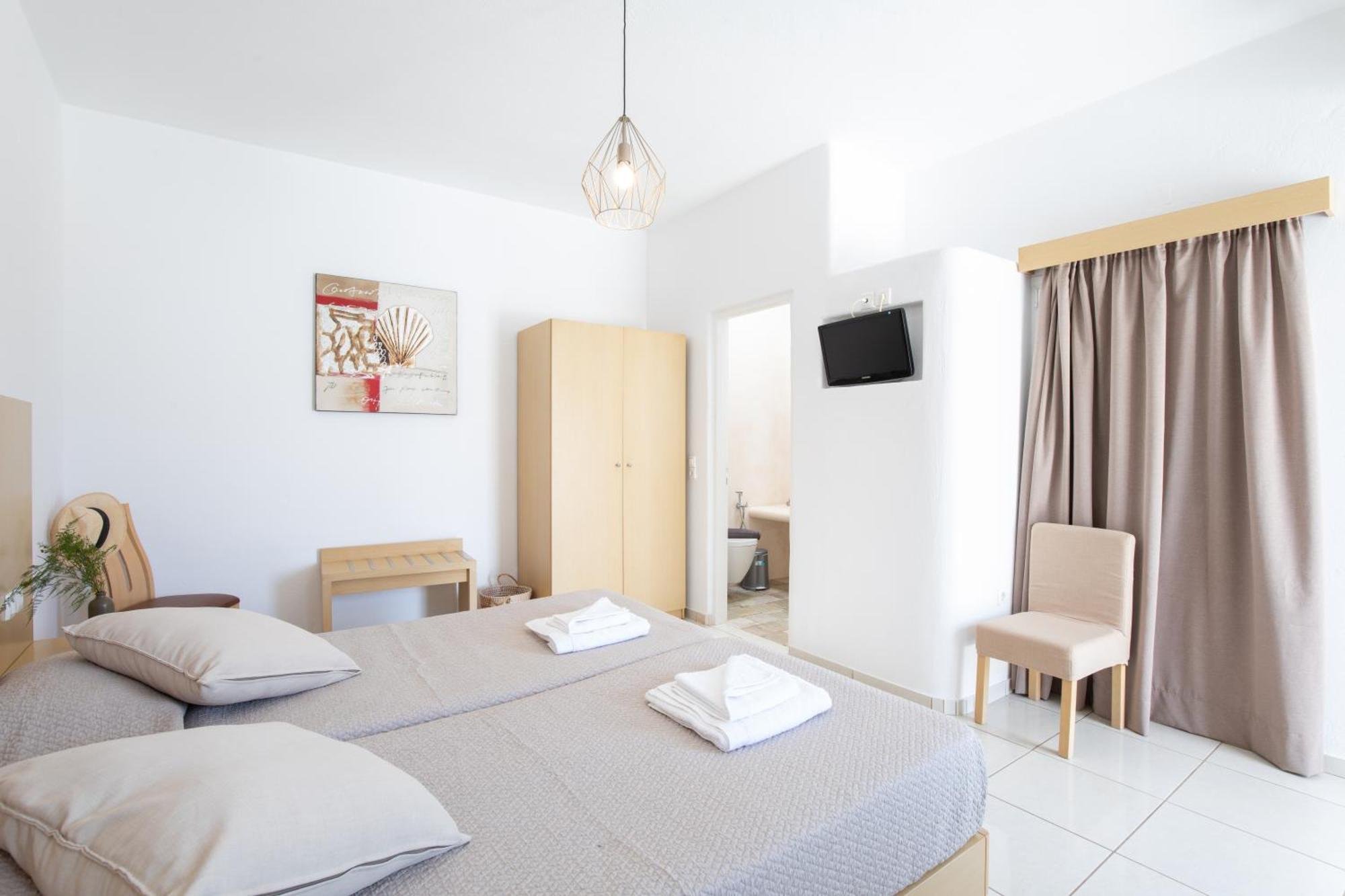 Agia Anna Beachfront Boutique Paraga  Exterior photo