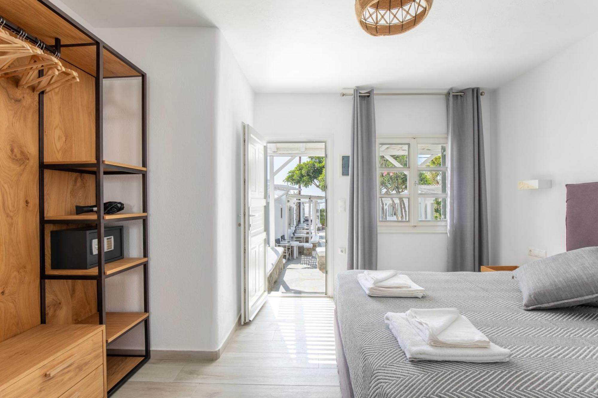 Agia Anna Beachfront Boutique Paraga  Exterior photo